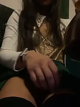 Jade Zephyra online show from 12.23.24