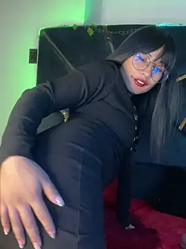 Jade Zephyra online show from 03.21.25