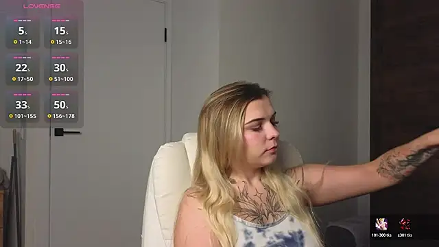 Snapshot of Kate_Legend chatting on 07.29.26 Kate Legend online show from 07.29.26