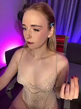 Snapshot of Eva_Millss chatting on 01.04.25 Eva Millss online show from 01.04.25