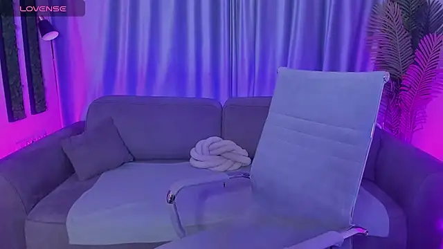 Snapshot of Eva_Millss chatting on 01.23.25 Eva Millss online show from 01.23.25