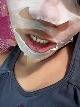 Miss-Kamini online show from 02.23.25