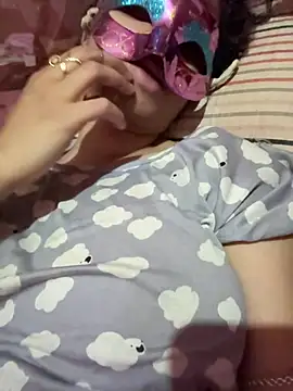 Miss-Kamini online show from 03.19.25