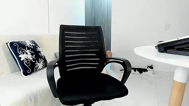 JuanDiegoKing online show from 09.26.25