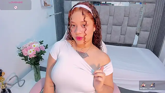 zulyjones online show from 12.15.25