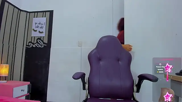 Brithanyslim online show from 01.21.25