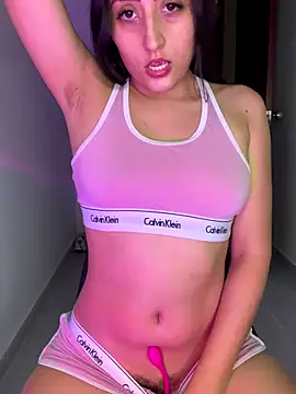 EmySofia online show from 12.18.25