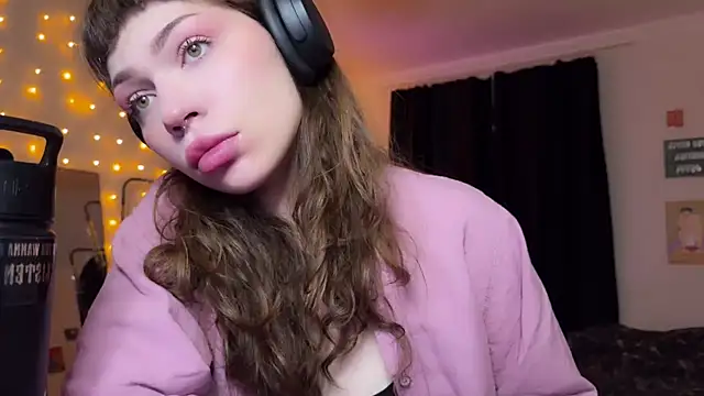 PaulaPratt online show from 12.02.24