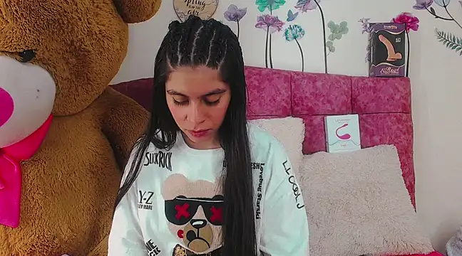 Madisson Ivanova online show from 12.20.24