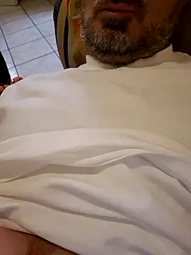 Snapshot of 1talianBeutifulCock chatting on 03.26.26 1talianBeutifulCock online show from 03.26.26