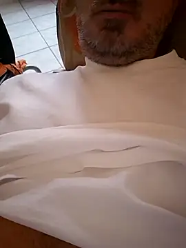 1talianBeutifulCock online show from 04.28.26