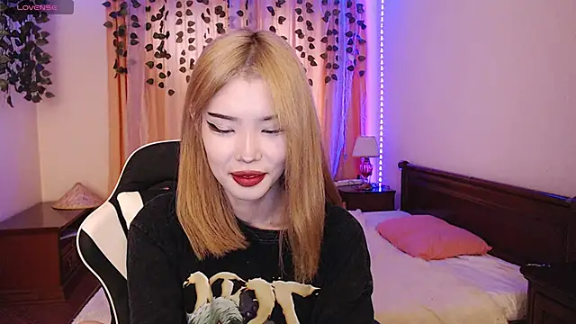 Velvetsky 1 online show from 01.19.25