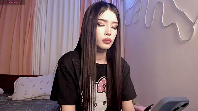 Velvetsky 1 online show from 10.24.25