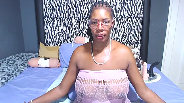 KinkyTall85 online show from 03.07.25