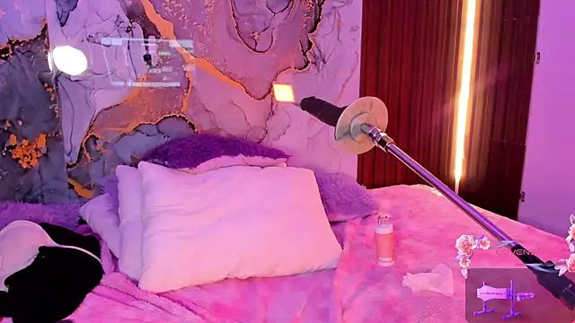 centaurigirl online show from 11.23.25