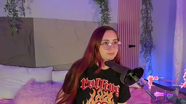 centaurigirl online show from 02.22.26