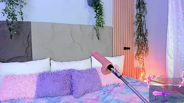 centaurigirl online show from 04.15.26