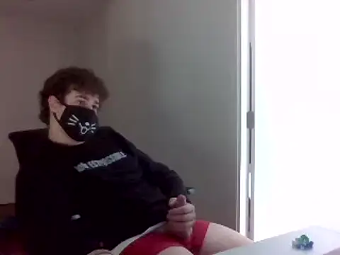 Snapshot of Your_femboy24 chatting on 02.09.25 Your femboy24 online show from 02.09.25