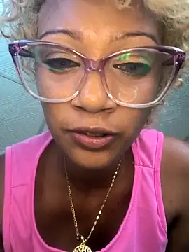 Snapshot of Amaliu_ chatting on 01.31.26 Amaliu online show from 01.31.26