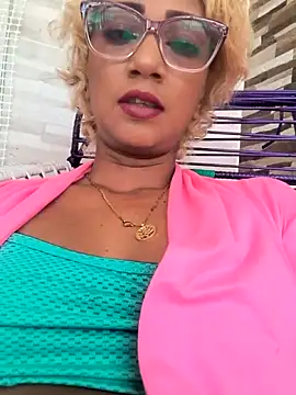 Snapshot of Amaliu_ chatting on 02.06.26 Amaliu online show from 02.06.26
