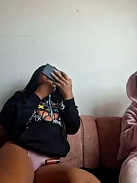 DANIELA MICHEL online show from 12.19.24