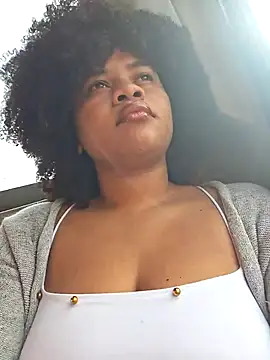 DANIELA MICHEL online show from 02.14.25