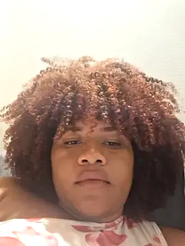 DANIELA MICHEL online show from 11.23.25