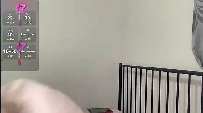 Snapshot of TGH521 chatting on 01.09.25 TGH521 online show from 01.09.25