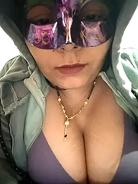 Snapshot of Anjalihotwife chatting on 12.29.24 Anjalihotwife online show from 12.29.24