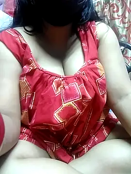 BERRY 00 online show from 03.06.25