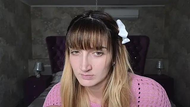 Nika Kitten online show from 11.13.25