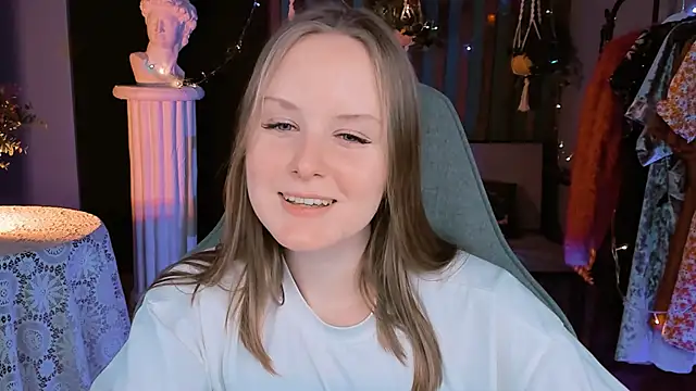 VivienLeeigh online show from 12.28.24