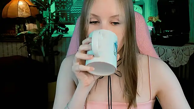 VivienLeeigh online show from 01.26.25