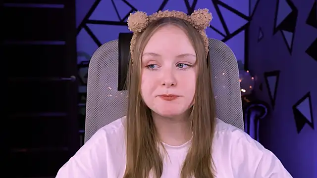 VivienLeeigh online show from 02.13.25