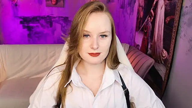 Snapshot of VivienLeeigh chatting on 05.02.26 VivienLeeigh online show from 05.02.26