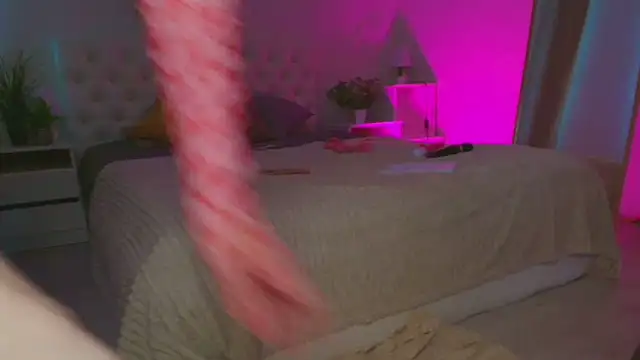  Kira Moon  online show from 03.13.25