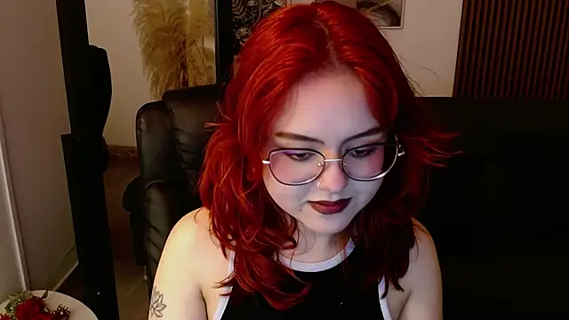 crimson tati  online show from 03.15.25