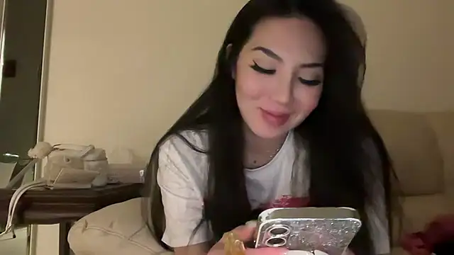 MissRegina online show from 01.15.25