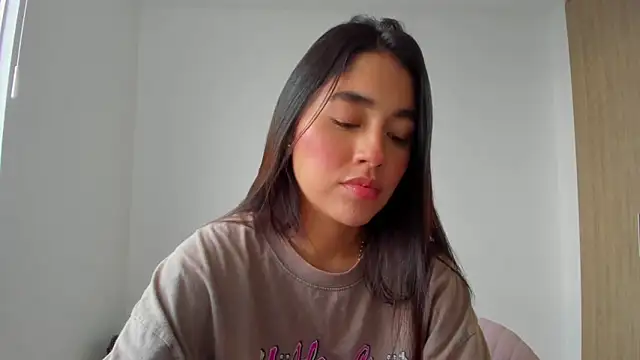 AriaMontgomery online show from 12.01.25