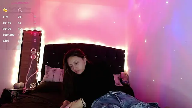 holy juli online show from 01.27.25