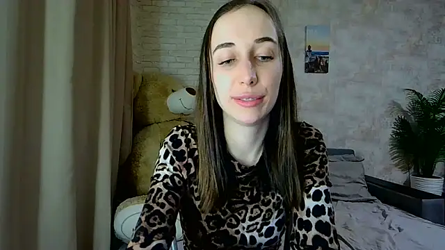 Snapshot of Anika_bloom chatting on 02.10.26 Anika bloom online show from 02.10.26