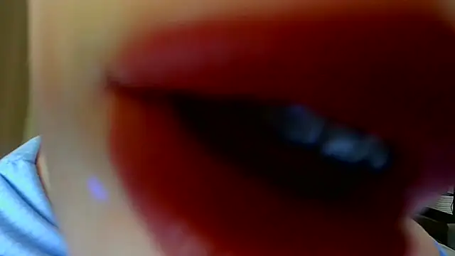 Snapshot of Anika_bloom chatting on 02.15.26 Anika bloom online show from 02.15.26