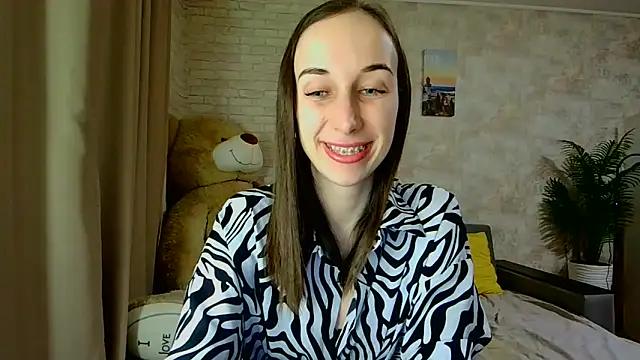 Snapshot of Anika_bloom chatting on 02.16.26 Anika bloom online show from 02.16.26