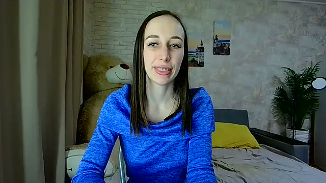 Snapshot of Anika_bloom chatting on 02.17.26 Anika bloom online show from 02.17.26