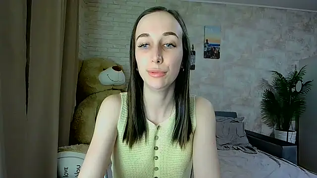 Snapshot of Anika_bloom chatting on 02.24.26 Anika bloom online show from 02.24.26