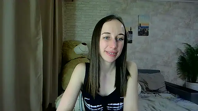 Snapshot of Anika_bloom chatting on 03.12.26 Anika bloom online show from 03.12.26