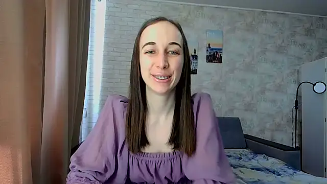 Snapshot of Anika_bloom chatting on 04.11.26 Anika bloom online show from 04.11.26