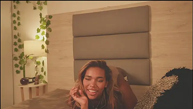 Lily Miiller online show from 02.26.26