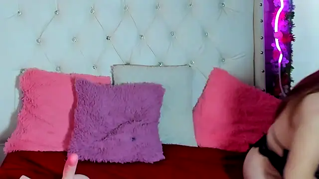 Snapshot of Samantha_mature56 chatting on 02.22.25 Samantha mature56 online show from 02.22.25