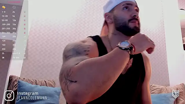 Snapshot of JeanColleman chatting on 01.09.25 JeanColleman online show from 01.09.25